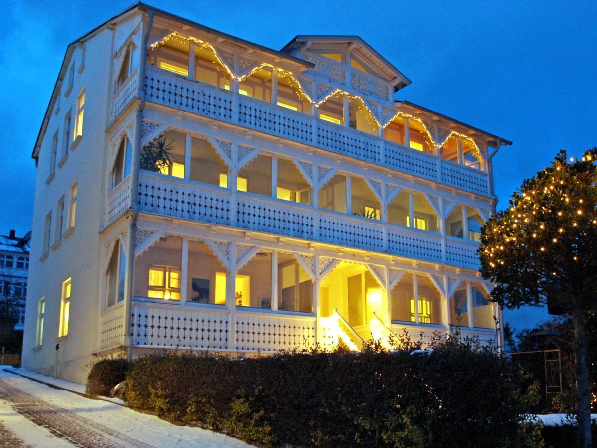 Villa Ostseelilie - Appartements Mit Balkon Und Meerblick Sassnitz Bagian luar foto