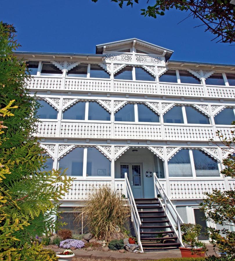 Villa Ostseelilie - Appartements Mit Balkon Und Meerblick Sassnitz Bagian luar foto