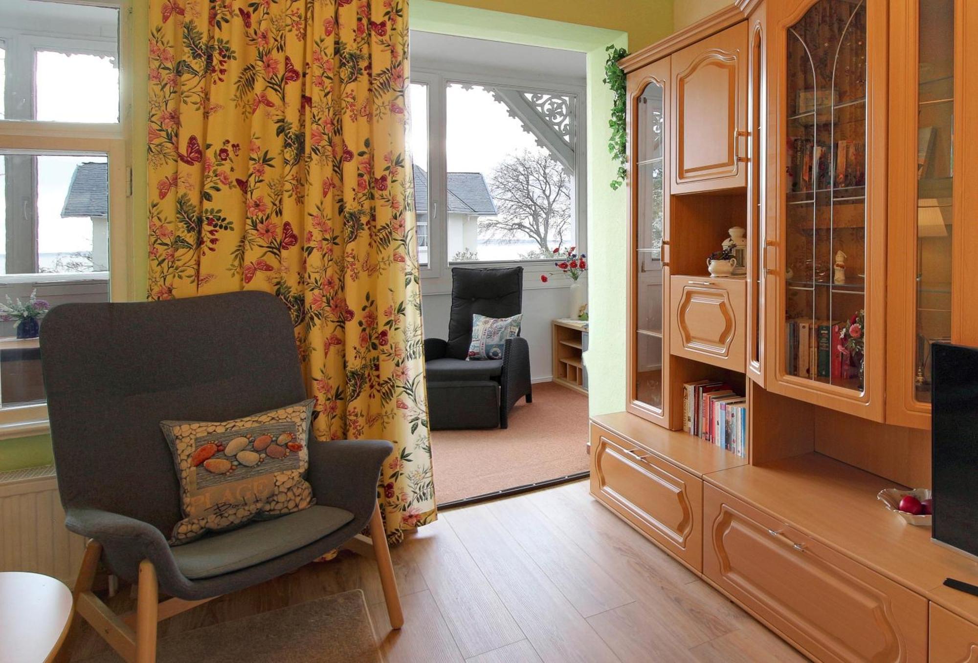 Villa Ostseelilie - Appartements Mit Balkon Und Meerblick Sassnitz Ruang foto